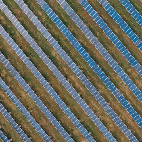 usina solar para representar a modernização do agronegócio